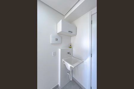 Apartamento à venda com 27m², 1 quarto e sem vaga Apartamento à venda com 27m², 1 quarto e sem vagaCozinha e Área de Serviço