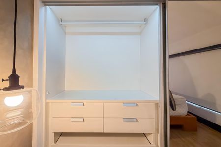 Apartamento para alugar com 42m², 1 quarto e 1 vaga Apartamento para alugar com 42m², 1 quarto e 1 vagaQuarto - Mezanino