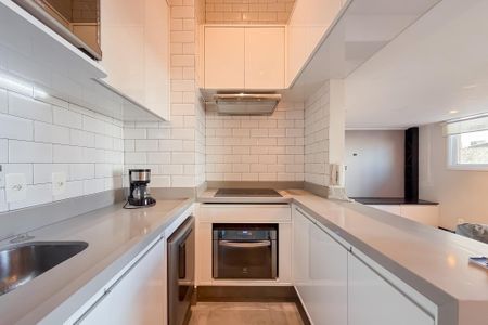 Cozinha de apartamento para alugar com 1 quarto, 42m² em Vila Mariana, São Paulo