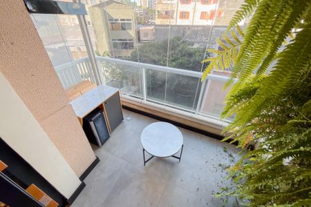 Apartamento para alugar com 42m², 1 quarto e 1 vaga Apartamento para alugar com 42m², 1 quarto e 1 vagaVaranda