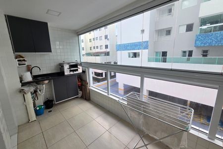 Apartamento para alugar com 70m², 2 quartos e 1 vaga