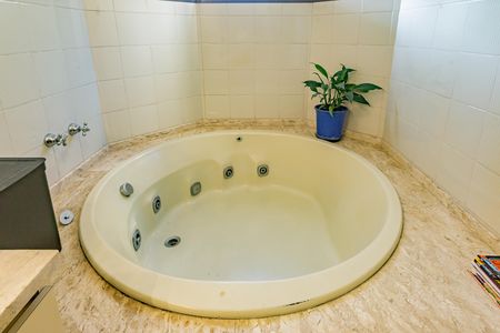Apartamento para alugar com 217m², 4 quartos e 3 vagas Apartamento para alugar com 217m², 4 quartos e 3 vagasBanheiro da Suíte 3