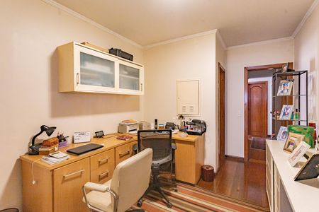 Apartamento para alugar com 217m², 4 quartos e 3 vagas Apartamento para alugar com 217m², 4 quartos e 3 vagasEscritório