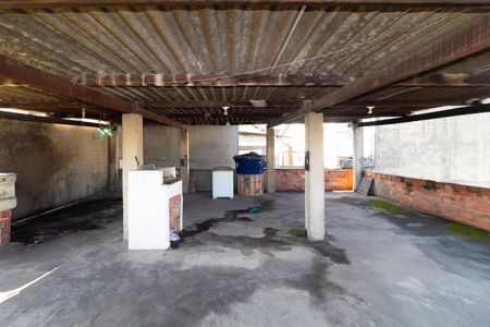 Casa para alugar com 90m², 3 quartos e 2 vagas Casa para alugar com 90m², 3 quartos e 2 vagasVaranda