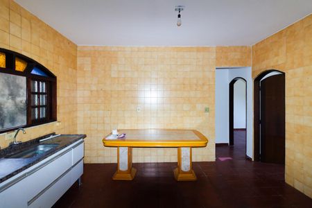 Casa para alugar com 90m², 3 quartos e 2 vagas Casa para alugar com 90m², 3 quartos e 2 vagasCozinha