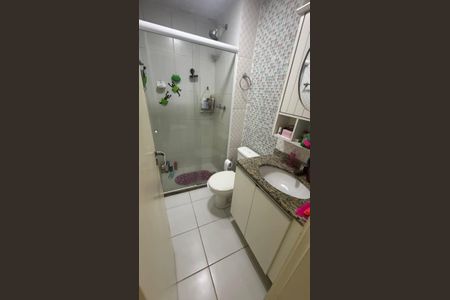 Apartamento à venda com 58m², 2 quartos e 1 vaga Apartamento à venda com 58m², 2 quartos e 1 vagaBanheiro social