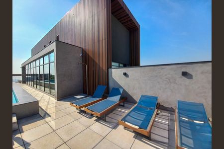 Apartamento para alugar com 42m², 1 quarto e 1 vagaPiscina