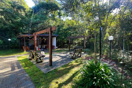 Área comum - Churrasqueira de casa de condomínio para alugar com 3 quartos, 105m² em Caiapia, Cotia