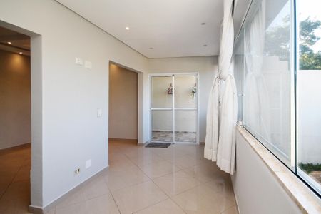 Sala 2 de casa de condomínio para alugar com 3 quartos, 105m² em Caiapia, Cotia