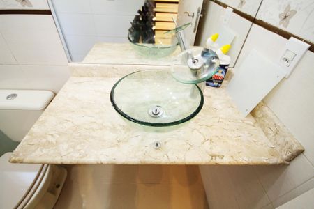 Banheiro Suíte de casa de condomínio para alugar com 3 quartos, 105m² em Caiapia, Cotia