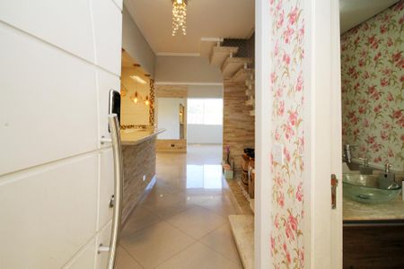 Casa de condomínio para alugar com 105m², 3 quartos e 2 vagasEntrada