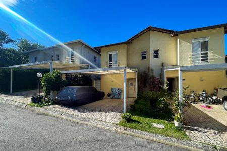 Casa de condomínio para alugar com 105m², 3 quartos e 2 vagasFachada Casa