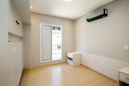 Casa de condomínio para alugar com 105m², 3 quartos e 2 vagasSuíte
