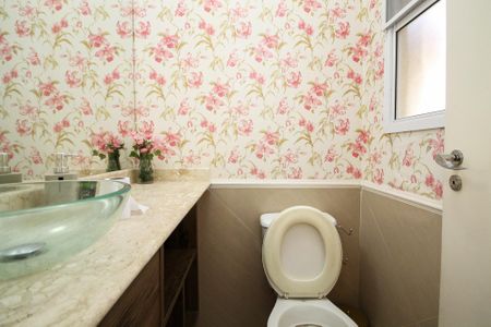 Casa de condomínio para alugar com 105m², 3 quartos e 2 vagasLavabo