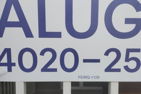 Apartamento para alugar com 47m², 2 quartos e 1 vaga Apartamento para alugar com 47m², 2 quartos e 1 vagaFachada