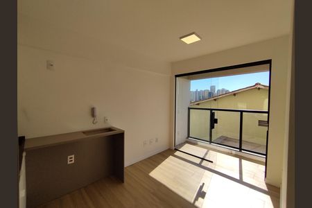 Sala  de apartamento para alugar com 2 quartos, 35m² em Bosque da Saúde, São Paulo