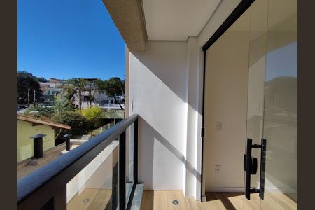 Apartamento para alugar com 35m², 2 quartos e 1 vaga Apartamento para alugar com 35m², 2 quartos e 1 vagaVaranda