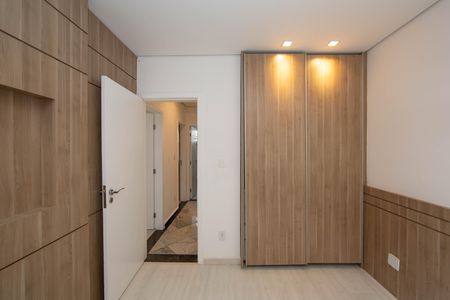 Apartamento à venda com 109m², 3 quartos e 2 vagas Apartamento à venda com 109m², 3 quartos e 2 vagasQUARTO3