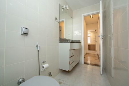 Apartamento à venda com 109m², 3 quartos e 2 vagas Apartamento à venda com 109m², 3 quartos e 2 vagasBANHEIRO3