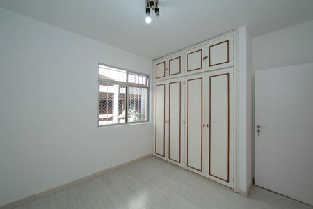 Apartamento à venda com 109m², 3 quartos e 2 vagas Apartamento à venda com 109m², 3 quartos e 2 vagasQUARTO2