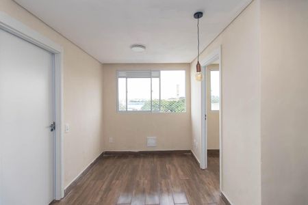 Apartamento para alugar com 32m², 2 quartos e sem vaga Apartamento para alugar com 32m², 2 quartos e sem vagaSala