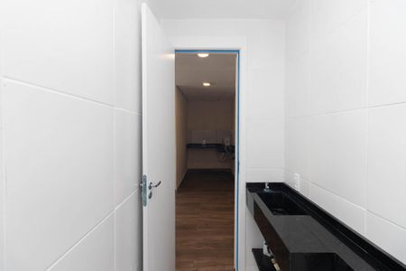 Apartamento para alugar com 32m², 2 quartos e sem vaga Apartamento para alugar com 32m², 2 quartos e sem vagaBanheiro