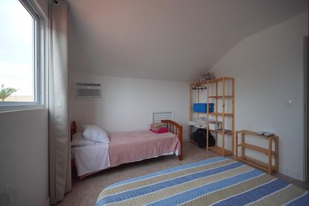Casa para alugar com 130m², 4 quartos e 2 vagasQuarto 3