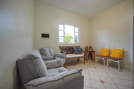 Sala de casa para alugar com 4 quartos, 130m² em Armação, Florianópolis