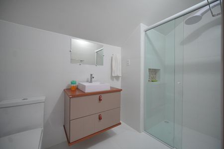 Casa para alugar com 130m², 4 quartos e 2 vagasBanheiro
