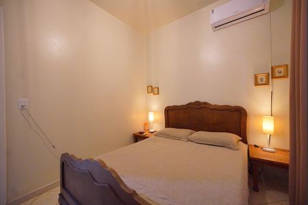 Quarto 1 de casa para alugar com 4 quartos, 130m² em Armação, Florianópolis