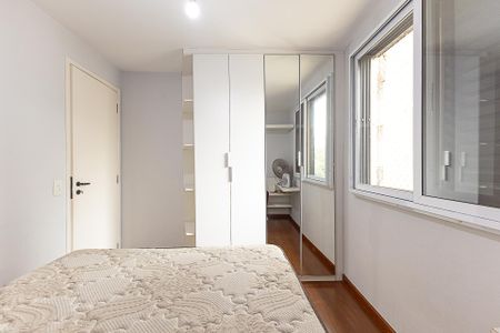 Quarto de apartamento para alugar com 2 quartos, 62m² em Itaim Bibi, São Paulo