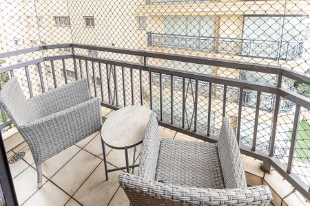 Varanda de apartamento para alugar com 2 quartos, 62m² em Itaim Bibi, São Paulo