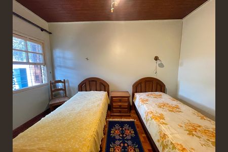 Casa para alugar com 237m², 5 quartos e 8 vagas Casa para alugar com 237m², 5 quartos e 8 vagasQuarto 2