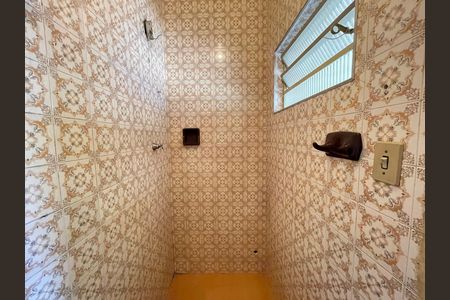 Casa para alugar com 237m², 5 quartos e 8 vagas Casa para alugar com 237m², 5 quartos e 8 vagasBanheiro 3