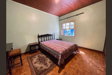 Casa para alugar com 237m², 5 quartos e 8 vagas