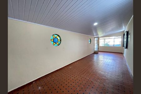 Casa para alugar com 237m², 5 quartos e 8 vagas Casa para alugar com 237m², 5 quartos e 8 vagasGaragem