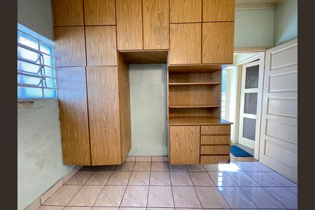 Casa para alugar com 237m², 5 quartos e 8 vagas Casa para alugar com 237m², 5 quartos e 8 vagasQuarto 5