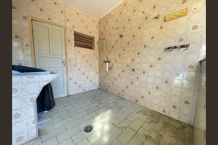 Casa para alugar com 237m², 5 quartos e 8 vagas Casa para alugar com 237m², 5 quartos e 8 vagasLavanderia