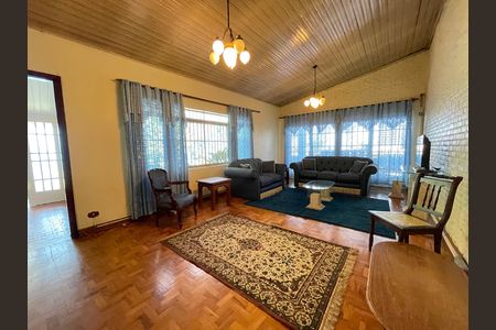 Sala de casa para alugar com 5 quartos, 237m² em Caxingui, São Paulo