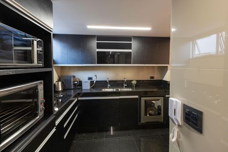 Apartamento à venda com 108m², 3 quartos e 1 vaga Apartamento à venda com 108m², 3 quartos e 1 vagaCozinha