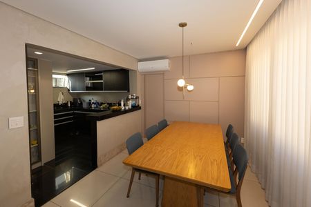 Apartamento à venda com 108m², 3 quartos e 1 vaga Apartamento à venda com 108m², 3 quartos e 1 vagaSala de Jantar