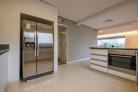 Apartamento à venda com 280m², 4 quartos e 4 vagas Apartamento à venda com 280m², 4 quartos e 4 vagasCozinha