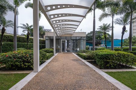 Apartamento à venda com 280m², 4 quartos e 4 vagas Apartamento à venda com 280m², 4 quartos e 4 vagasÁrea comum