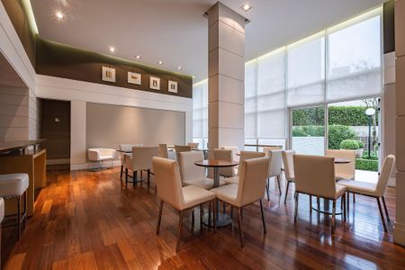 Apartamento à venda com 280m², 4 quartos e 4 vagas Apartamento à venda com 280m², 4 quartos e 4 vagasSalão de Festas