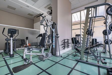 Apartamento à venda com 280m², 4 quartos e 4 vagas Apartamento à venda com 280m², 4 quartos e 4 vagasAcademia