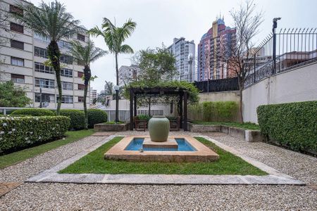 Apartamento à venda com 280m², 4 quartos e 4 vagas Apartamento à venda com 280m², 4 quartos e 4 vagasÁrea comum
