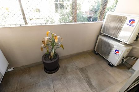 Varanda da Sala de apartamento à venda com 2 quartos, 80m² em Vila Andrade, São Paulo