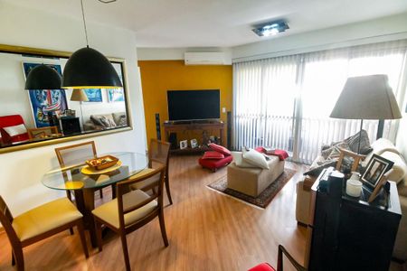 Sala de apartamento à venda com 2 quartos, 80m² em Vila Andrade, São Paulo