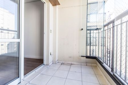 Apartamento para alugar com 70m², 2 quartos e 1 vaga Apartamento para alugar com 70m², 2 quartos e 1 vagaVaranda