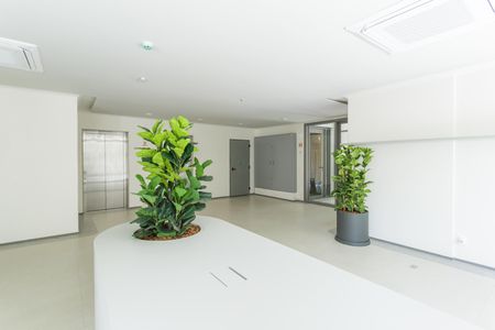 Studio para alugar com 50m², 1 quarto e sem vaga Studio para alugar com 50m², 1 quarto e sem vagaHall social